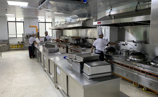 成都學(xué)校廚房設(shè)備工程項目