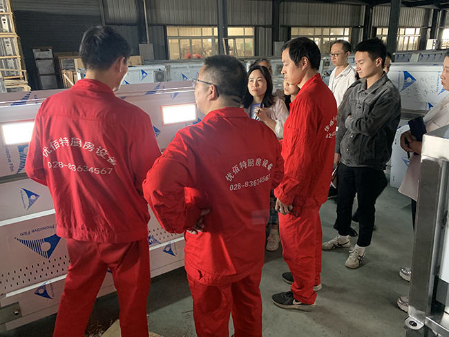 油煙凈化一體機(jī)4 油煙凈化一體機(jī)4