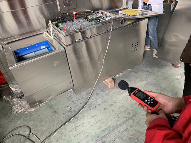 油煙凈化一體機(jī)7 油煙凈化一體機(jī)7