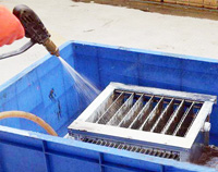 飯店用油煙凈化器應(yīng)如何保養(yǎng)，才能延長(zhǎng)設(shè)備壽命，省錢又省事!