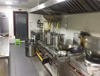 成都廚房設(shè)備生產(chǎn)廠告訴你如何選擇商用廚具設(shè)備才實(shí)惠