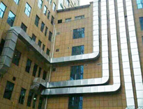 成都商用廚房設(shè)備廠告訴你如何科學(xué)防止煙道積油起火