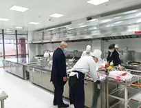 不銹鋼廚房設(shè)備廠(chǎng)家和你聊聊采購(gòu)廚房設(shè)備如何考慮安全性