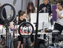 優(yōu)佰特廚房設(shè)備----“網(wǎng)紅經(jīng)濟(jì)”時(shí)代來(lái)臨，商用廚房設(shè)備行業(yè)改如何玩轉(zhuǎn)?