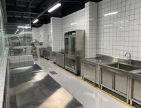 中餐廚房設(shè)備廠家告訴你廚房安全工作的內(nèi)容以及注意重點(diǎn)